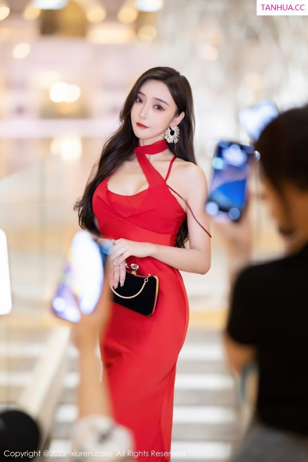 王馨瑶  [XiuRen]高清写真图 2022.08.19 No.5470 王馨瑶yanni第9张图片